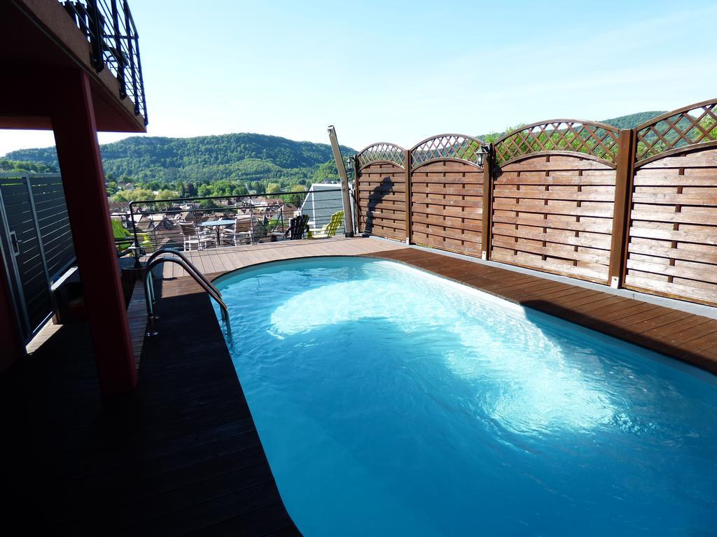 La Colline Aux Yeux Doubs Bed & Breakfast Бом-ле-Дам Екстериор снимка