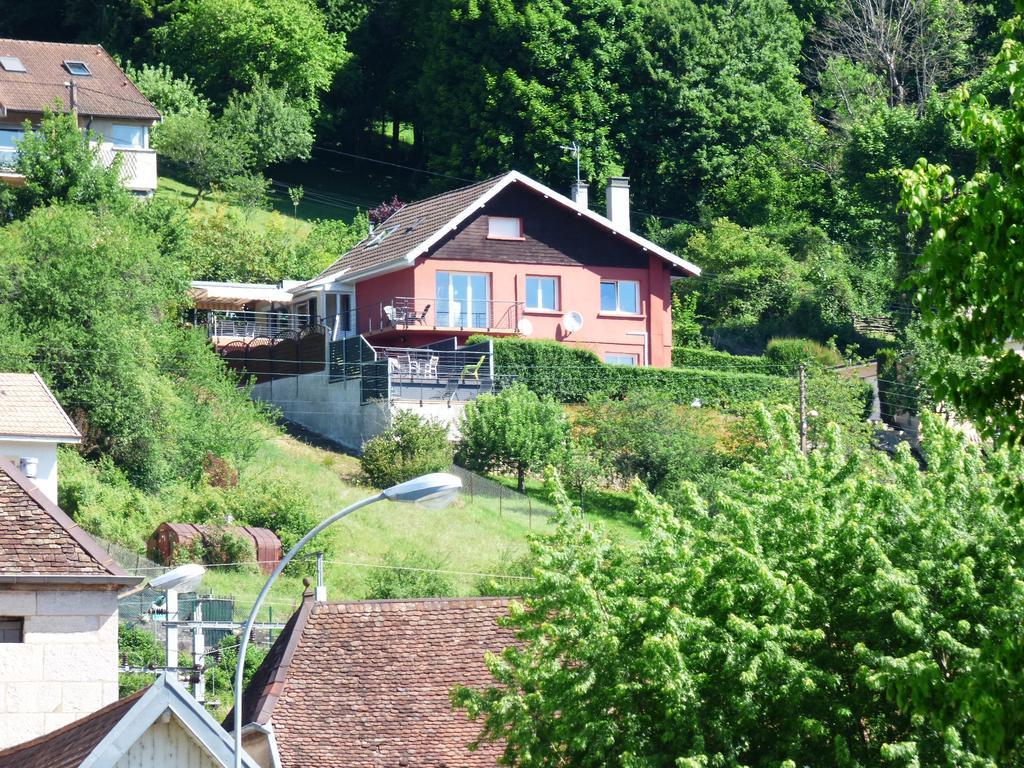 La Colline Aux Yeux Doubs Bed & Breakfast Бом-ле-Дам Екстериор снимка