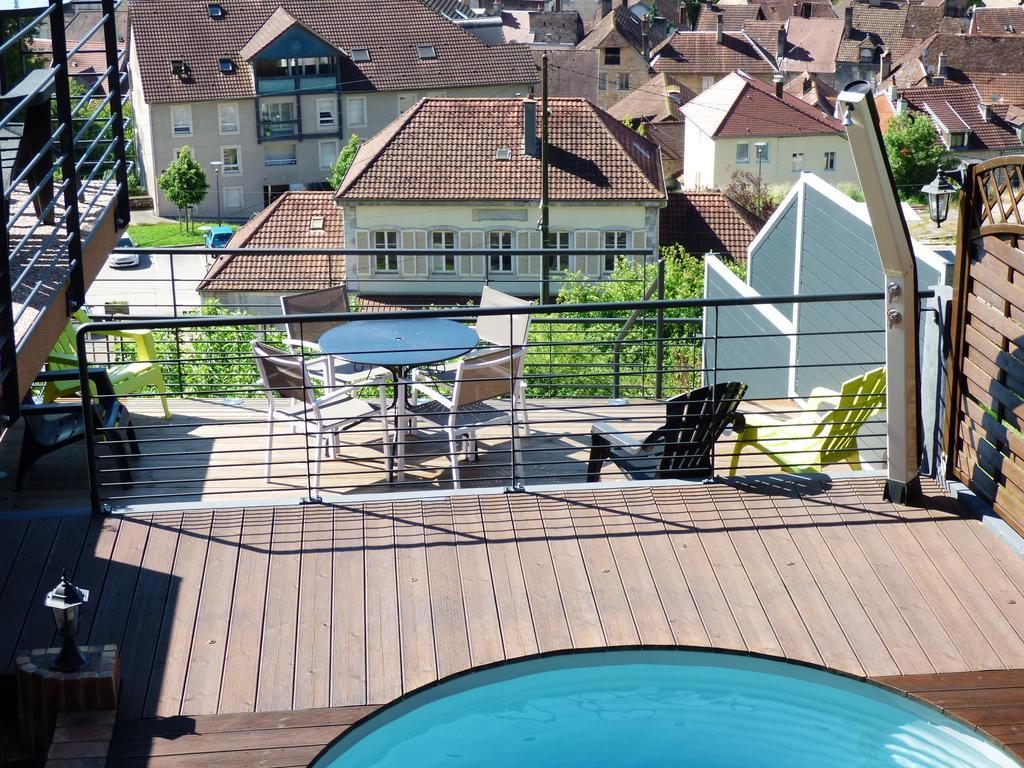 La Colline Aux Yeux Doubs Bed & Breakfast Бом-ле-Дам Екстериор снимка